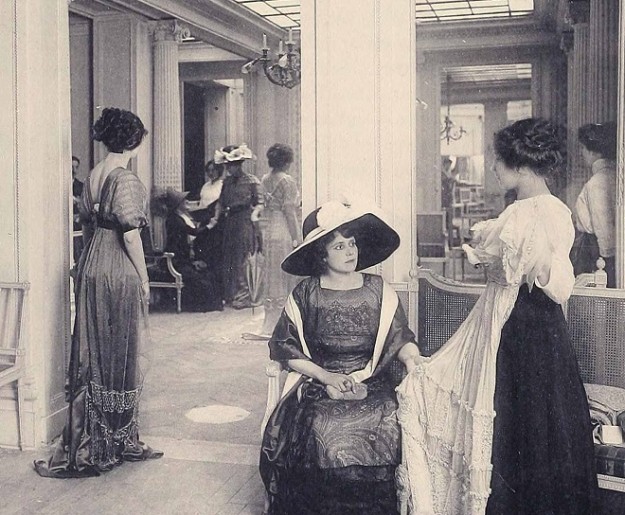 1910 House of Doucet Galerie de vente Paris Fashion 