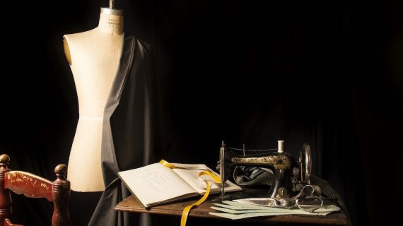 Omaggio alla professione sartoriale: l’Artigianato seduce?