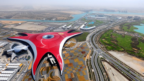 Ferrari World Abu Dhabi. Una rossa italiana