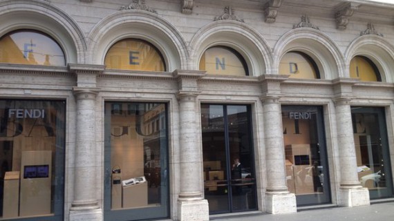 Palazzo Fendi: il futuro di una griffe internazionale nella storia di un antico palazzo
