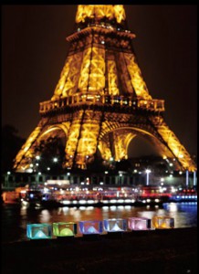 JAPAN_torre Eiffel_2