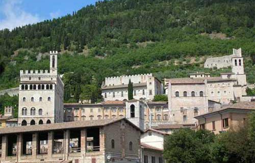 Gubbio: dove il passato si mescola al presente