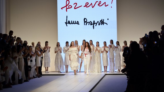 Biagiotti forever. Laura vista dagli occhi della figlia Lavinia.