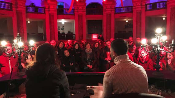 Innamòrati/Innamoràti di Napoli, un omaggio all’amore e alla città