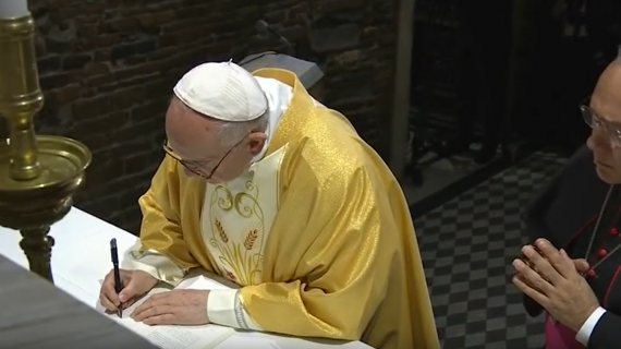 Papa Francesco nella Santa Casa di Loreto per la Festa dell’Annunciazione