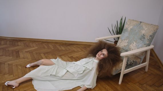White Balossa. Il bianco domina nel womenswear