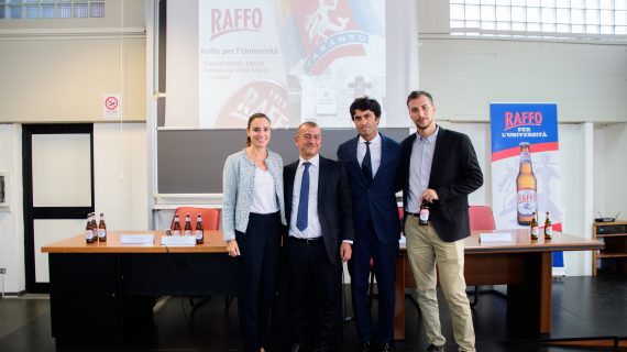 10 Borse di Studio agli studenti di Taranto, l’iniziativa di Birra Raffo