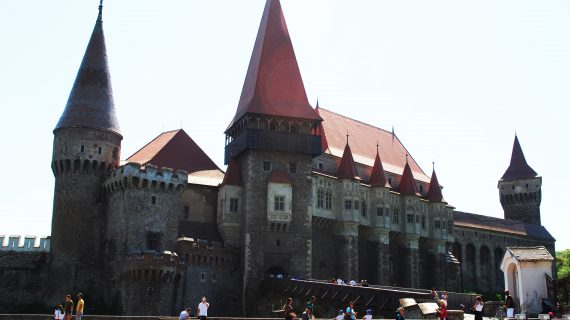 Un tour originale e suggestivo tra i Castelli della Slovenia e della Romania