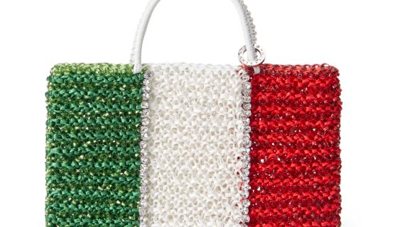Festa della Repubblica: i 5 capi tricolore più cool da indossare il 2 giugno