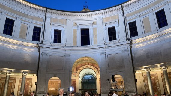 La scrittrice  Ada D’Adamo  vincitrice del Premio Strega