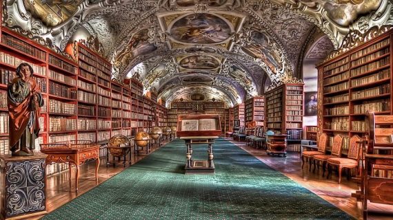 Sette grandi incipit della letteratura visti da un’altra angolazione