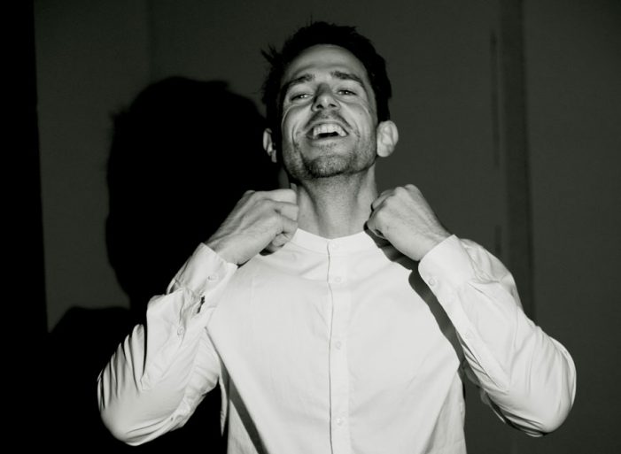 Franco Toro, l’uomo più bello del mondo: intervista all’autore Dario Neron