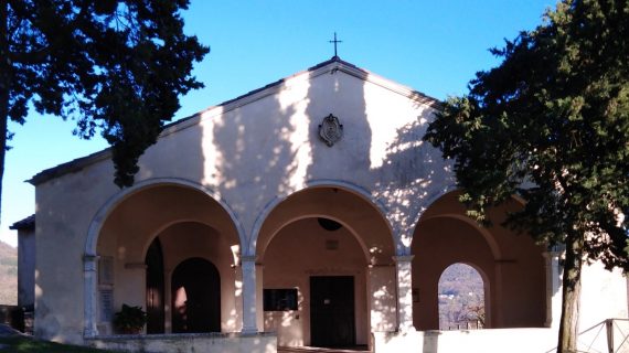 Piccole Dolomiti Venete. Il Santuario Di Santa Maria di Panisacco