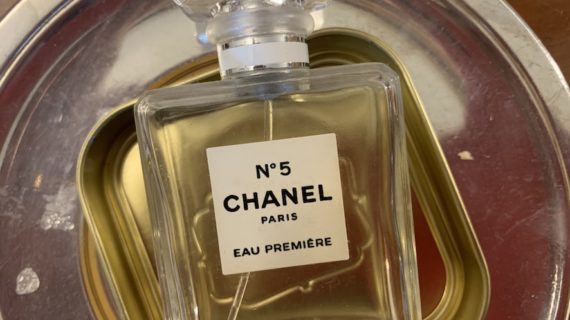 100 anni di Chanel N.5: auguri al profumo del secolo