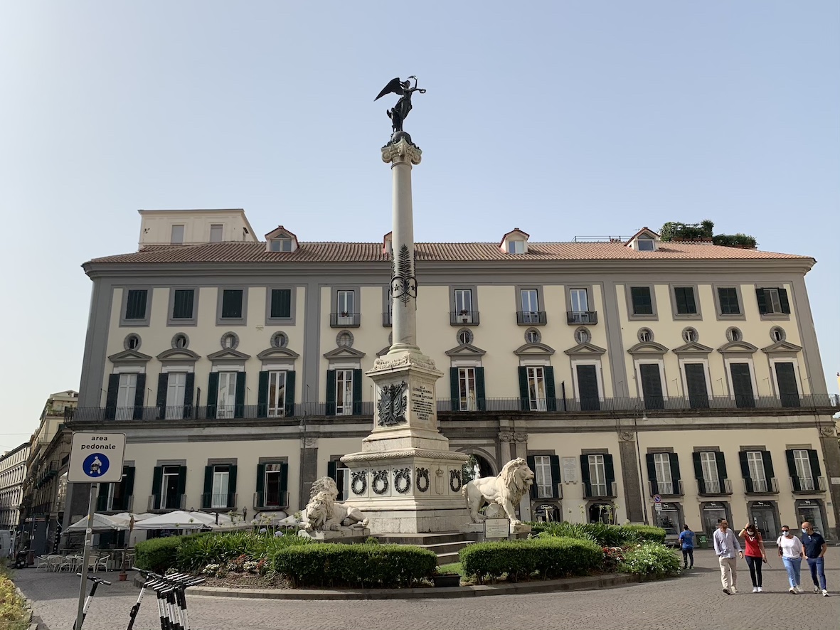mostre agosto a napoli