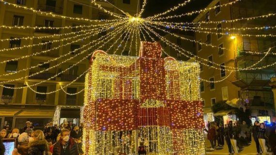 Le luminarie più belle: luci e addobbi per le vie di La Spezia