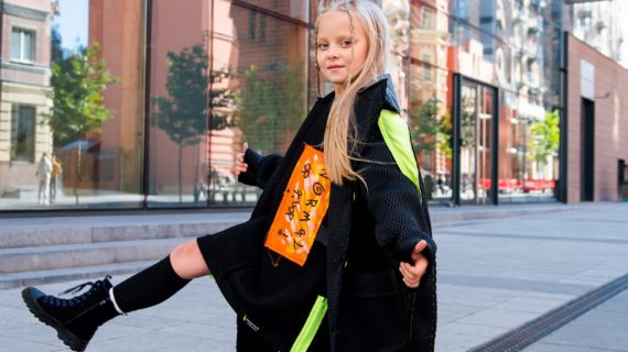 Pitti Bimbo 101 premia outfit athleisure e tendenze urbane contemporanee