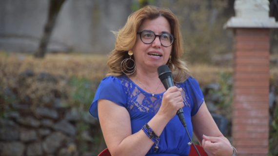 EstempoGabriella. La metamorfosi dal colibrì al cigno di Gabriella Naddeo