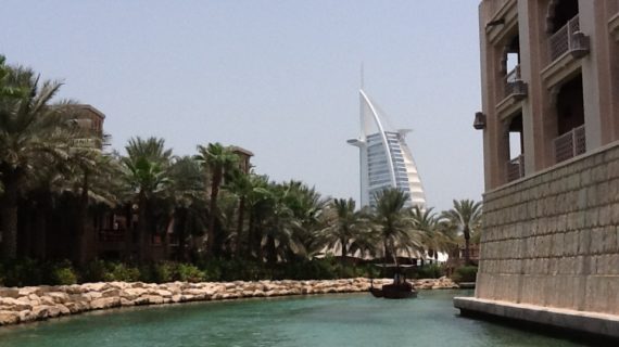 Emirati Arabi Uniti: un vero miracolo economico