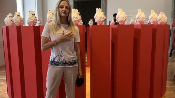 Jago lo scultore potente a ritmo del battito, perché il cuore non è di pietra