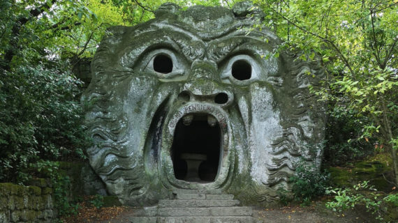 La mostra Capsula del Tempo: Arte Contemporanea al Sacro Bosco di Bomarzo