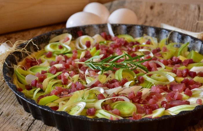 Cena con gli amici: 3 idee originali e sfiziose