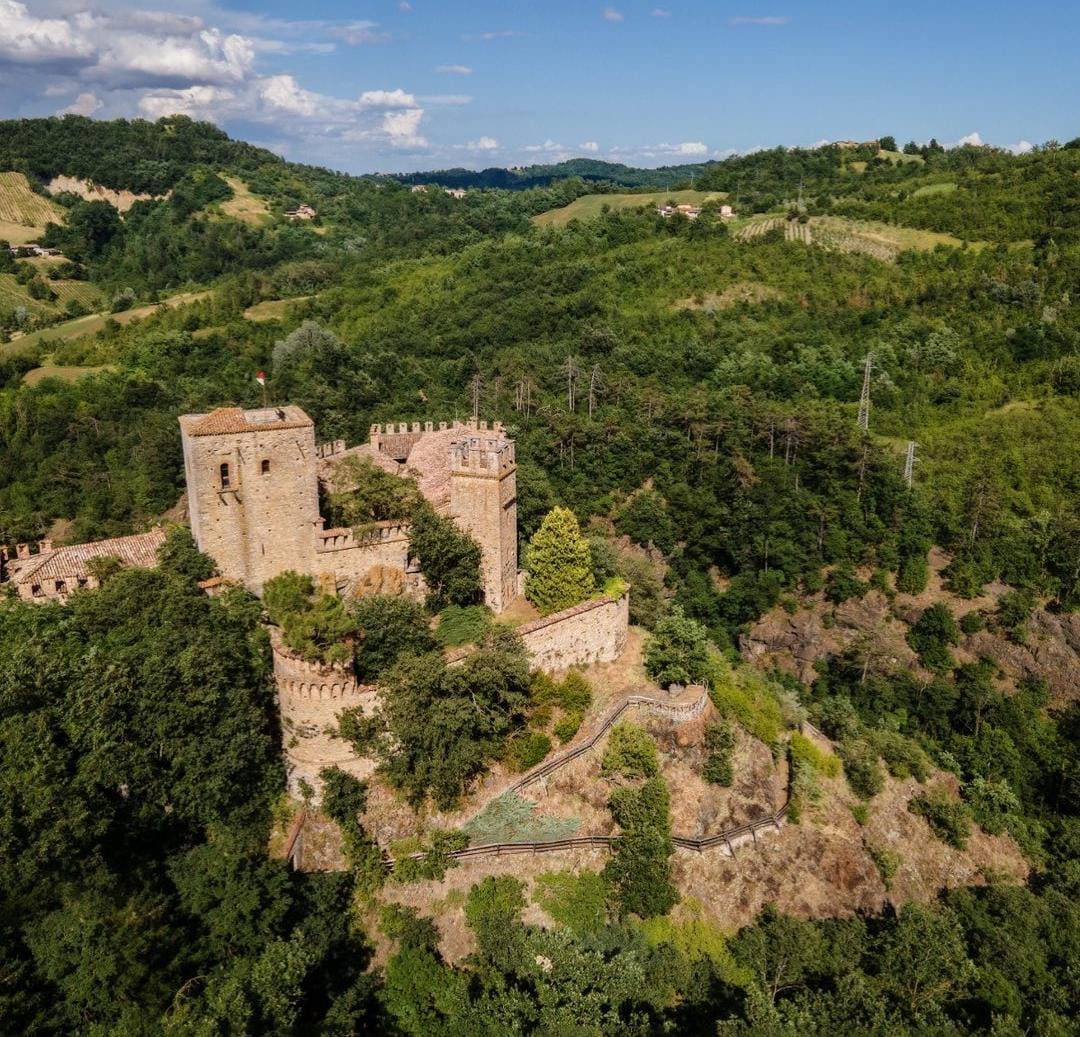 Luoghi misteriosi in Italia castello di Gropparello