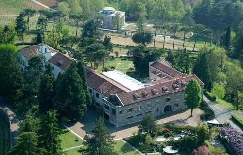 Villa Ottolenghi: polo artistico e dimora patronale con uno dei giardini più belli d’Europa