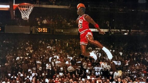 Michael Jordan compie 60 anni: ripercorriamo la carriera di un’icona mondiale