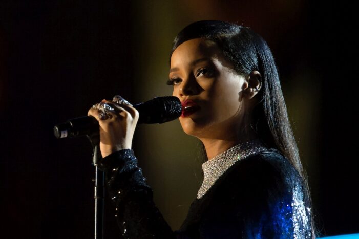 Buon Compleanno Rihanna! La cantante spegne 35 candeline