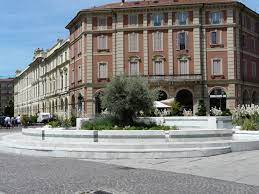 Piazza Italia - Centro Storico di Acqui Terme