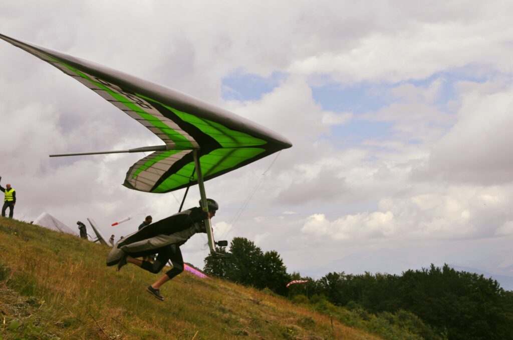 Deltaplano Il team Italia campione del mondo di deltaplano per la undicesima volta