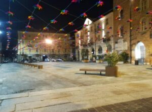 Nizza Monferrato - Vista Notturna sulla Piazza Centrale