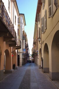 Via Carlo Alberto - Centro Storico di Nizza Monferrato