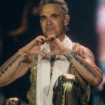 Buon compleanno Robbie Williams! 50 anni di successi ed emozioni