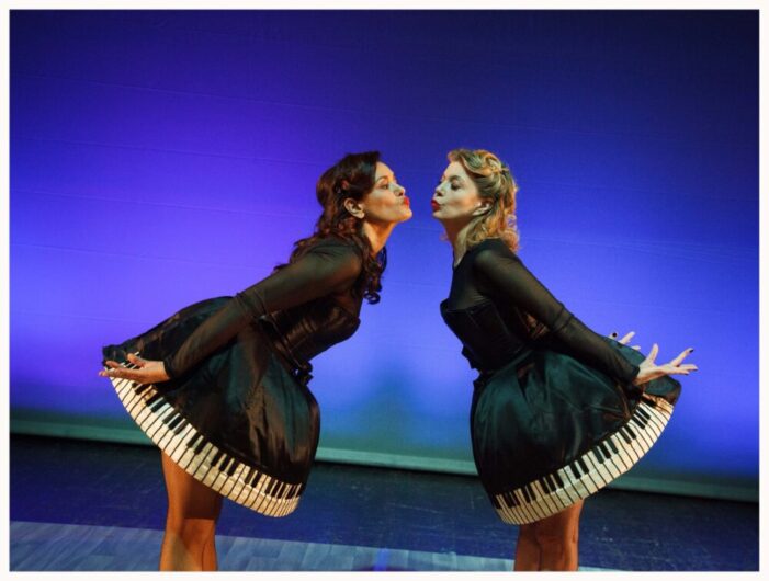 A teatro Le preziose ridicole da Molière tra satira e varietà