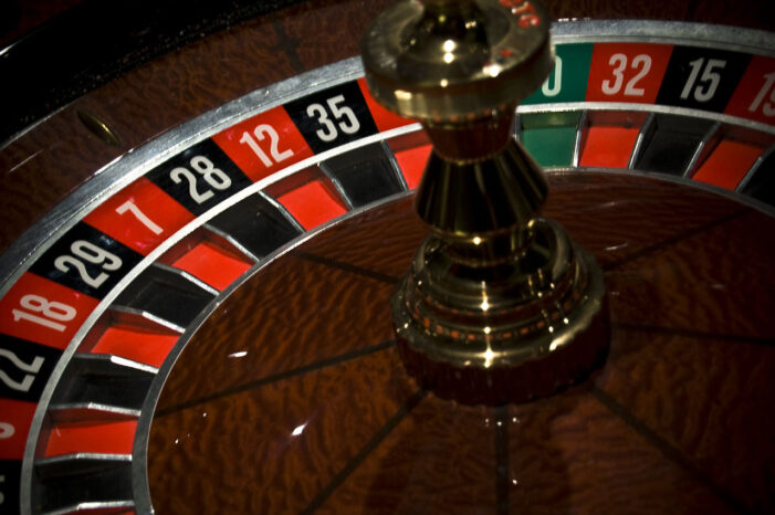 Roulette: solo fortuna o c’è anche strategia? Scopriamolo