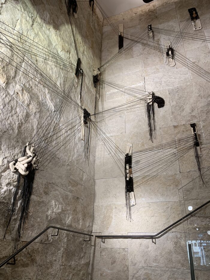 Antonio Marras i disegni dell’artista-stilista in Linea d’ombra