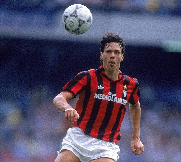 van Basten Tanti auguri a van Basten! Il Cigno di Utrecht compie 60 anni