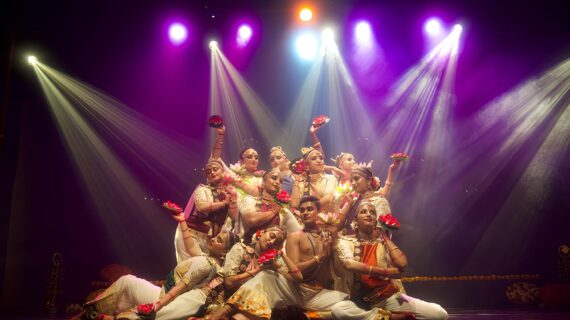 Diwali 2024: La Luce della Tradizione Illumina l’Italia tra Innovazione e Spiritualità