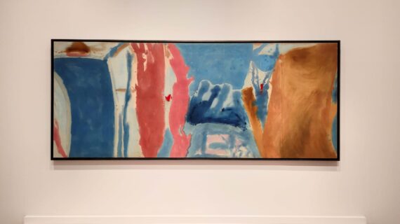 La mostra di Helen Frankthaler “Dipingere senza regole” a Palazzo Strozzi