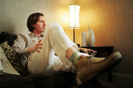 Cannes si inchina a Wes Anderson: il regista firma una favola oscura
