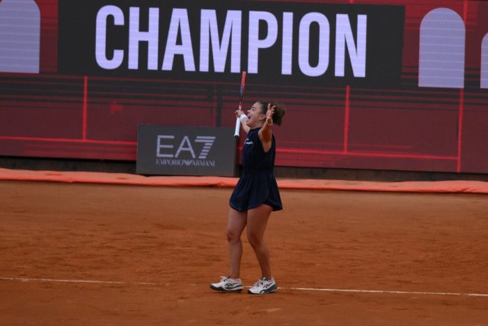 Paolini magica agli Internazionali di Roma: è la nuova regina del Foro Italico