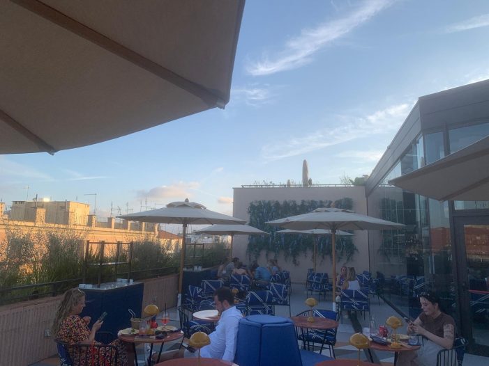 Capodanno a Roma tra cocktail e panorama: perché scegliere Le Méridien Visconti Rome