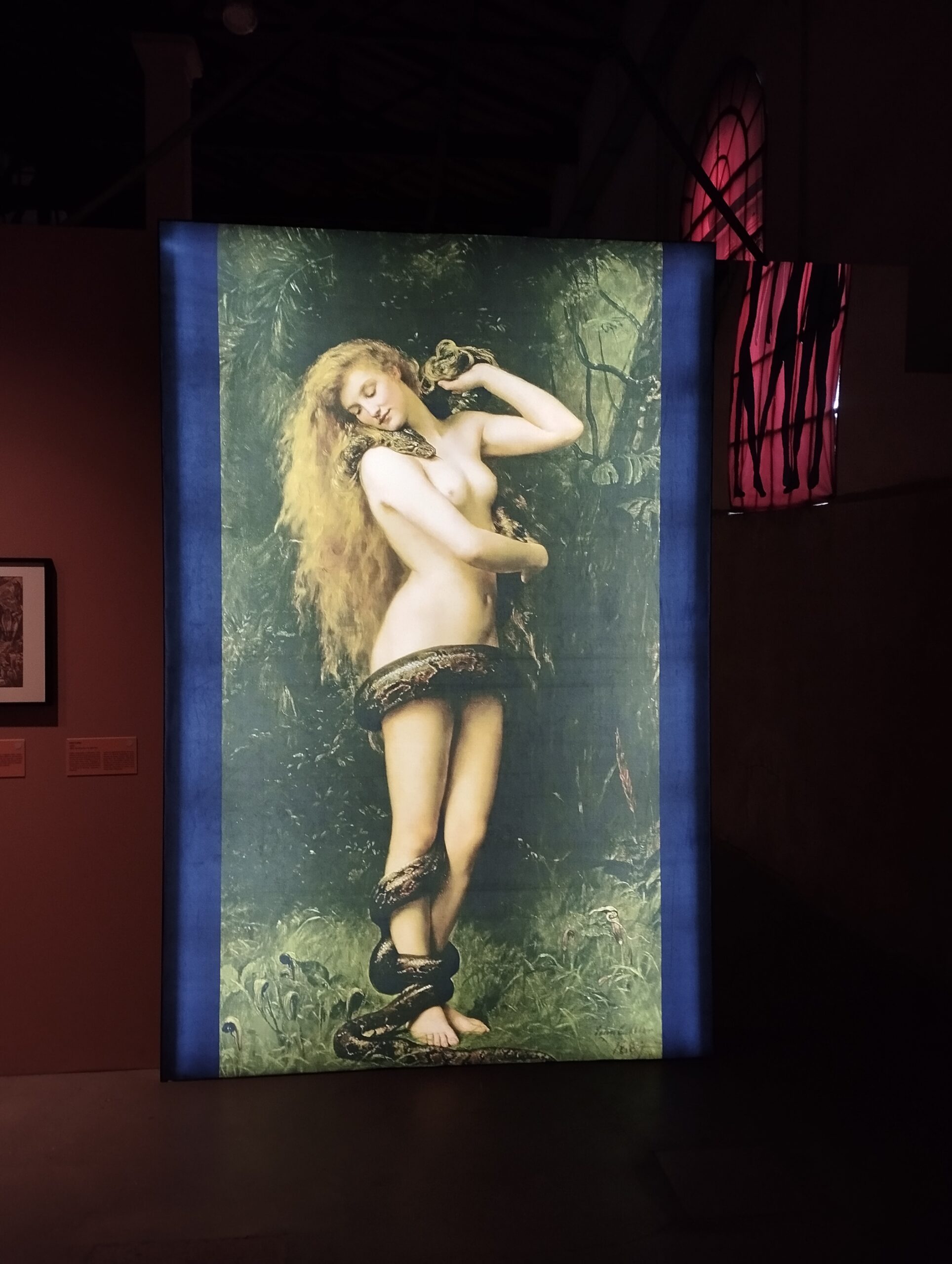 Una delle maxi opere presenti in mostra