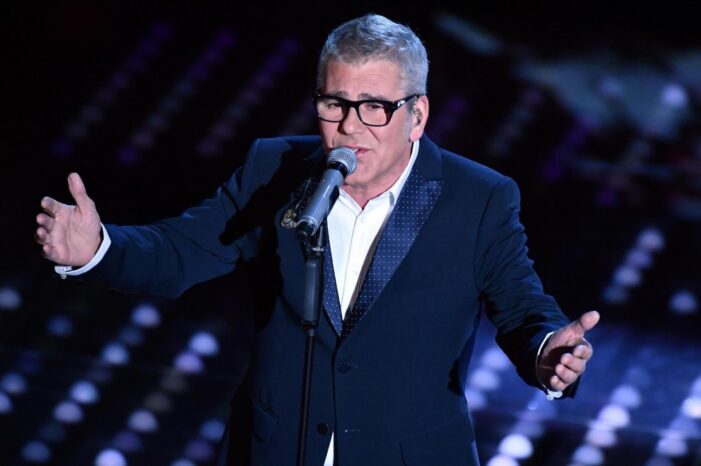 Sanremo 2026, la serata cover: duetti, ospiti e cantanti in gara