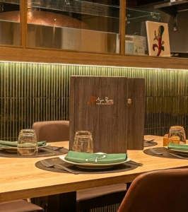 Pezzella Pizzeria con Cucina. MyWhere