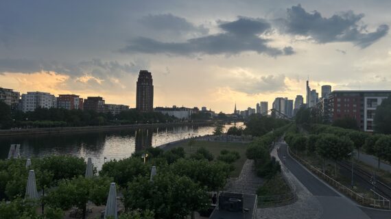 Francoforte, la città green da scoprire lentamente lungo le rive del fiume Meno
