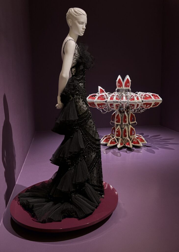 VENUS – Valentino Garavani