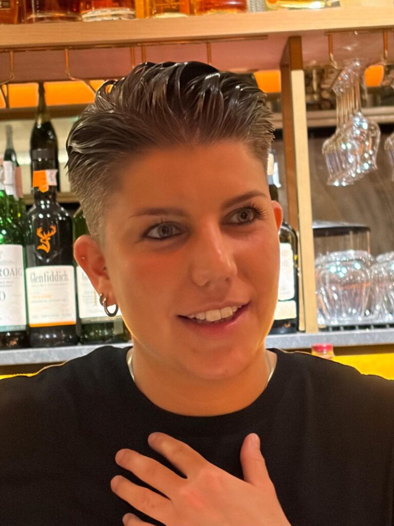 Fabiola Cinque Follis a Fiumicino MyWhere